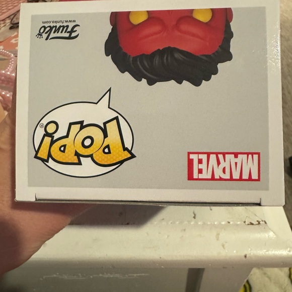 Marvel Red Hulk Funko Pop Figure - Picture 4 of 5